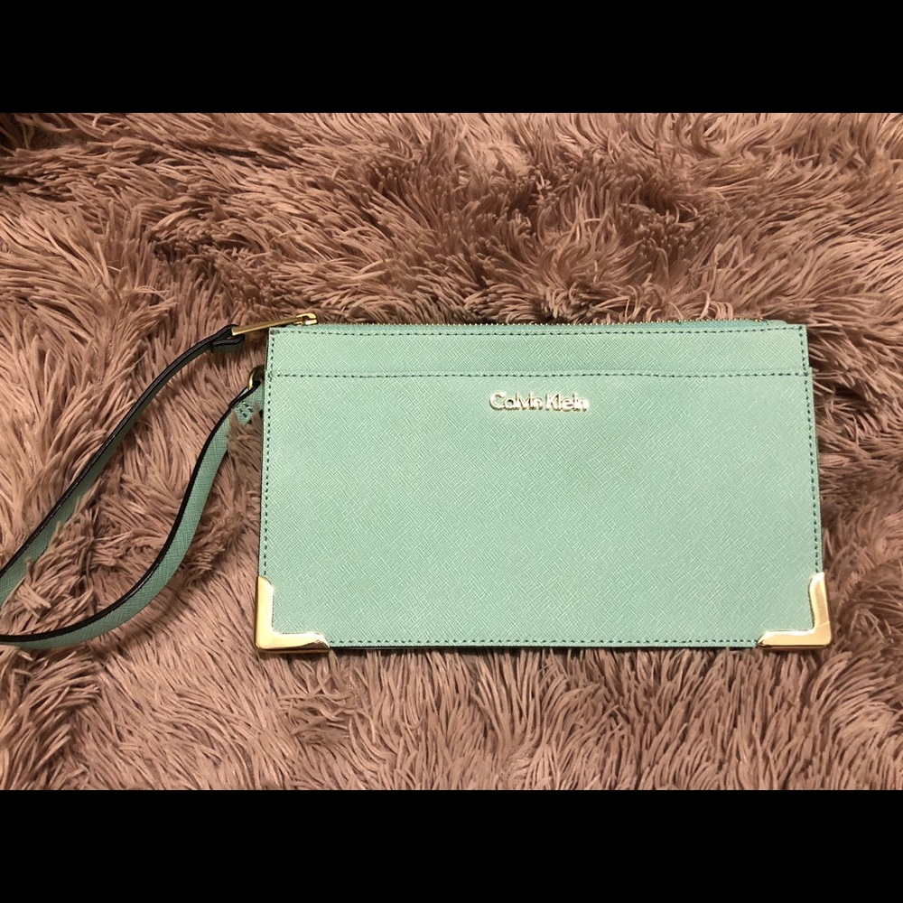 Cute Calvin Klein Clutch